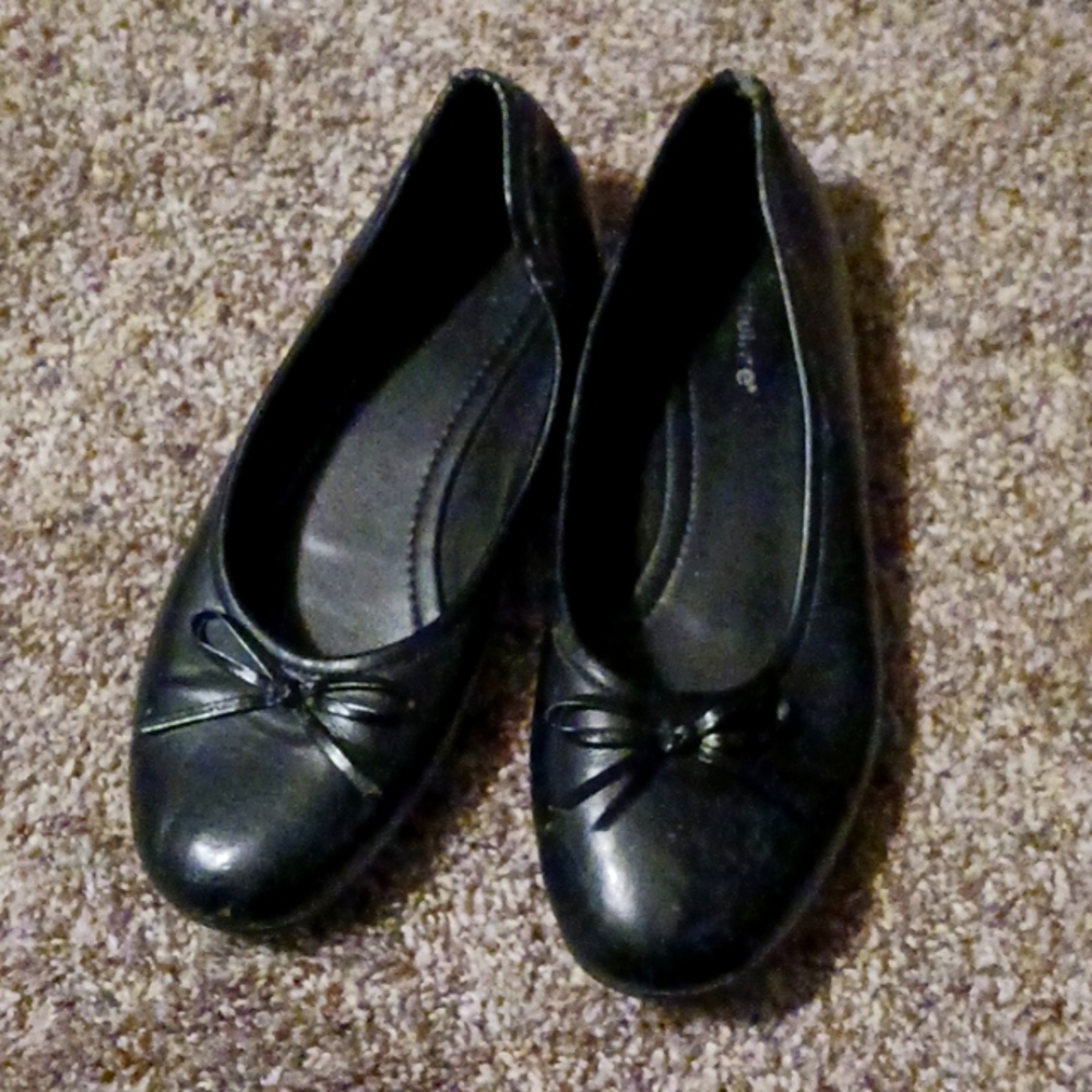 Ballet flats